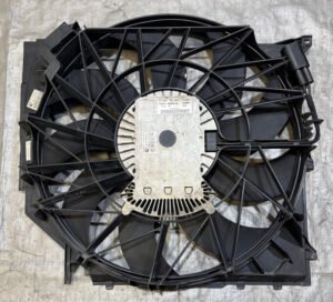2003-2008 BMW Z4 Radiator Cooling Fan w/ Shroud / OEM / 67326901861 / 116K Z4062