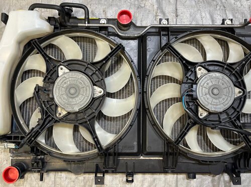 IMG_2854__78224 2015-2021 Subaru WRX STI OEM Radiator w/ Cooling Fan / 62K SS018