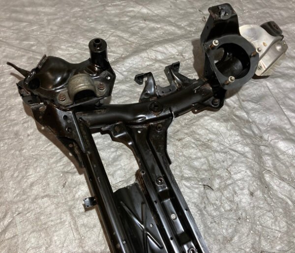 LBe37mXME0Z36UBlwe9Mb9JAYu5raIFEqwDbPPoHRSuX6lkDqFvWMrcYVPzMnkkg__08571 2014-2016 BMW M235i 228i xDrive AWD Front Subframe Crossmember / B2006